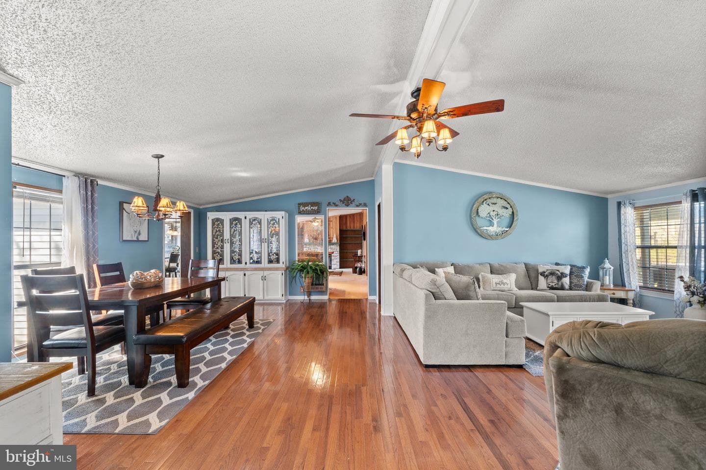 166 Toluca Road photo 29