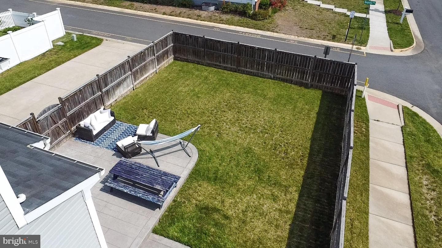 1040 Aspen Road photo 11