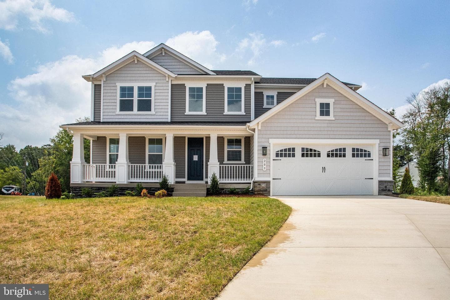 209 Camwood Court photo 1