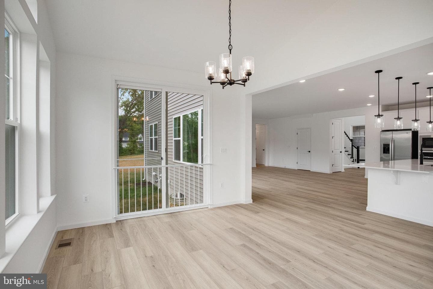 209 Camwood Court photo 12