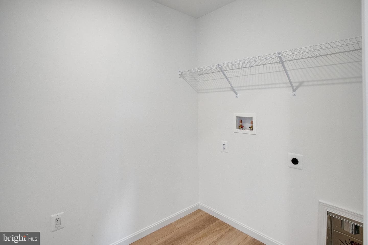 209 Camwood Court photo 26