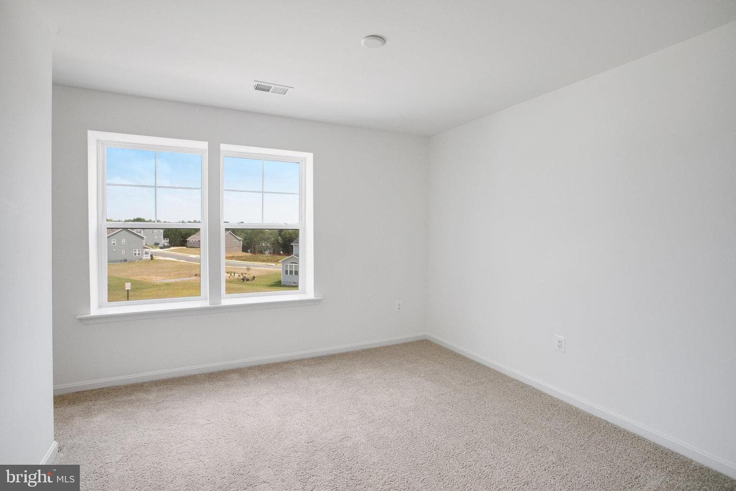 209 Camwood Court photo 33