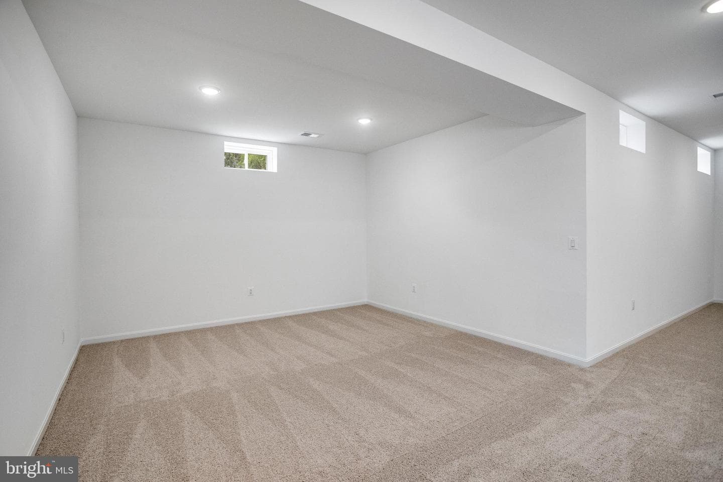 209 Camwood Court photo 40