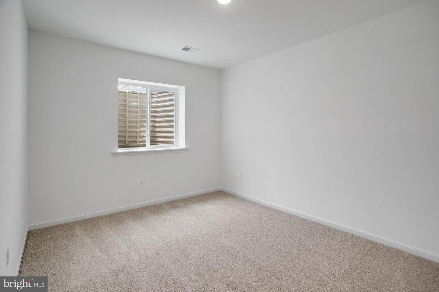 209 Camwood Court photo 43