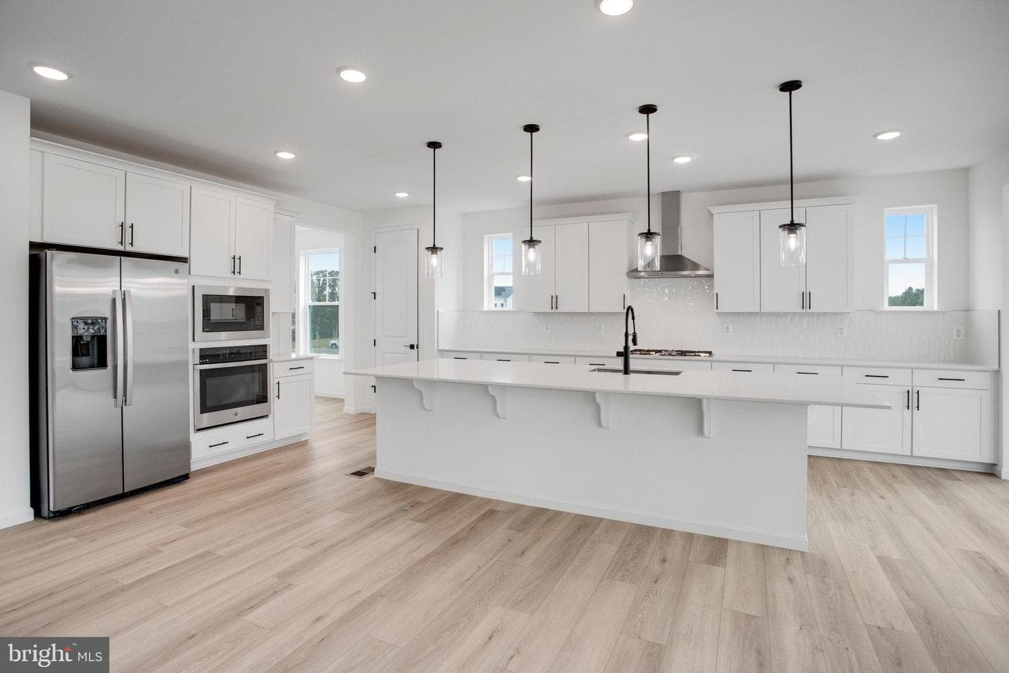 209 Camwood Court photo 8