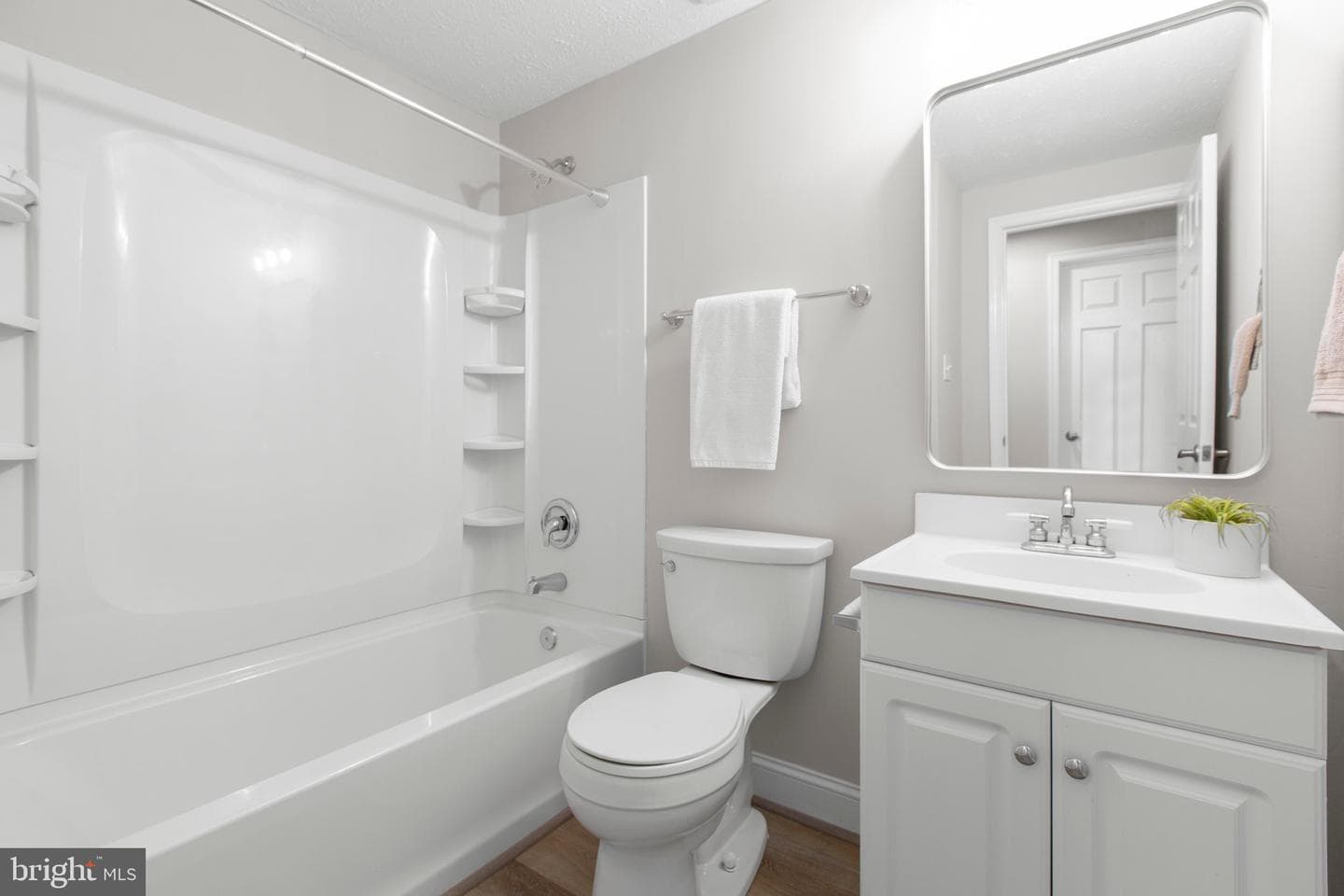 9 Fairfield Court photo 16