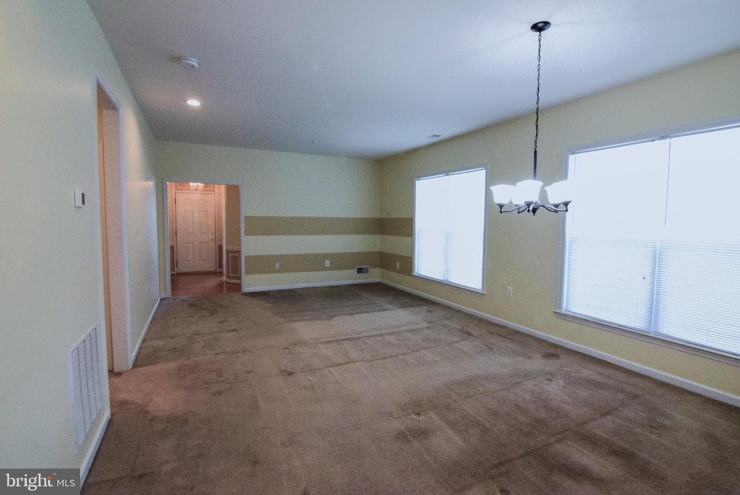 11 Lucketts Drive photo 13