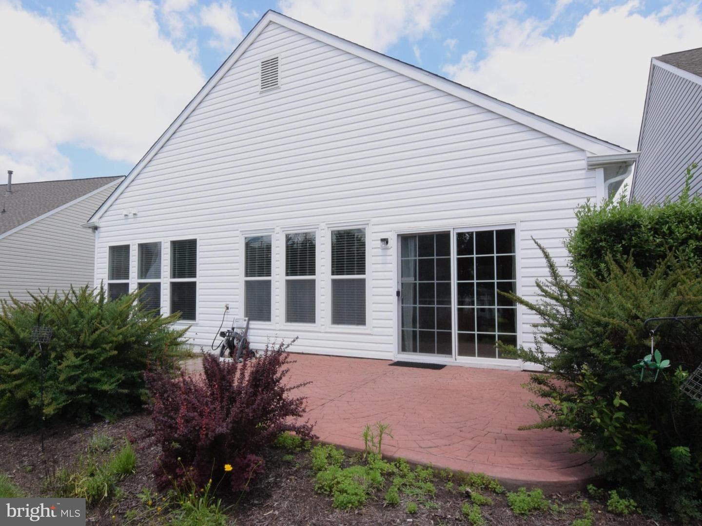 11 Lucketts Drive photo 5