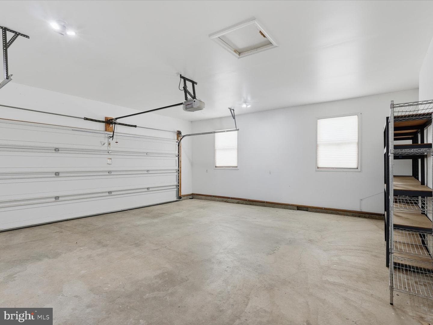 770 Poplar Road photo 41