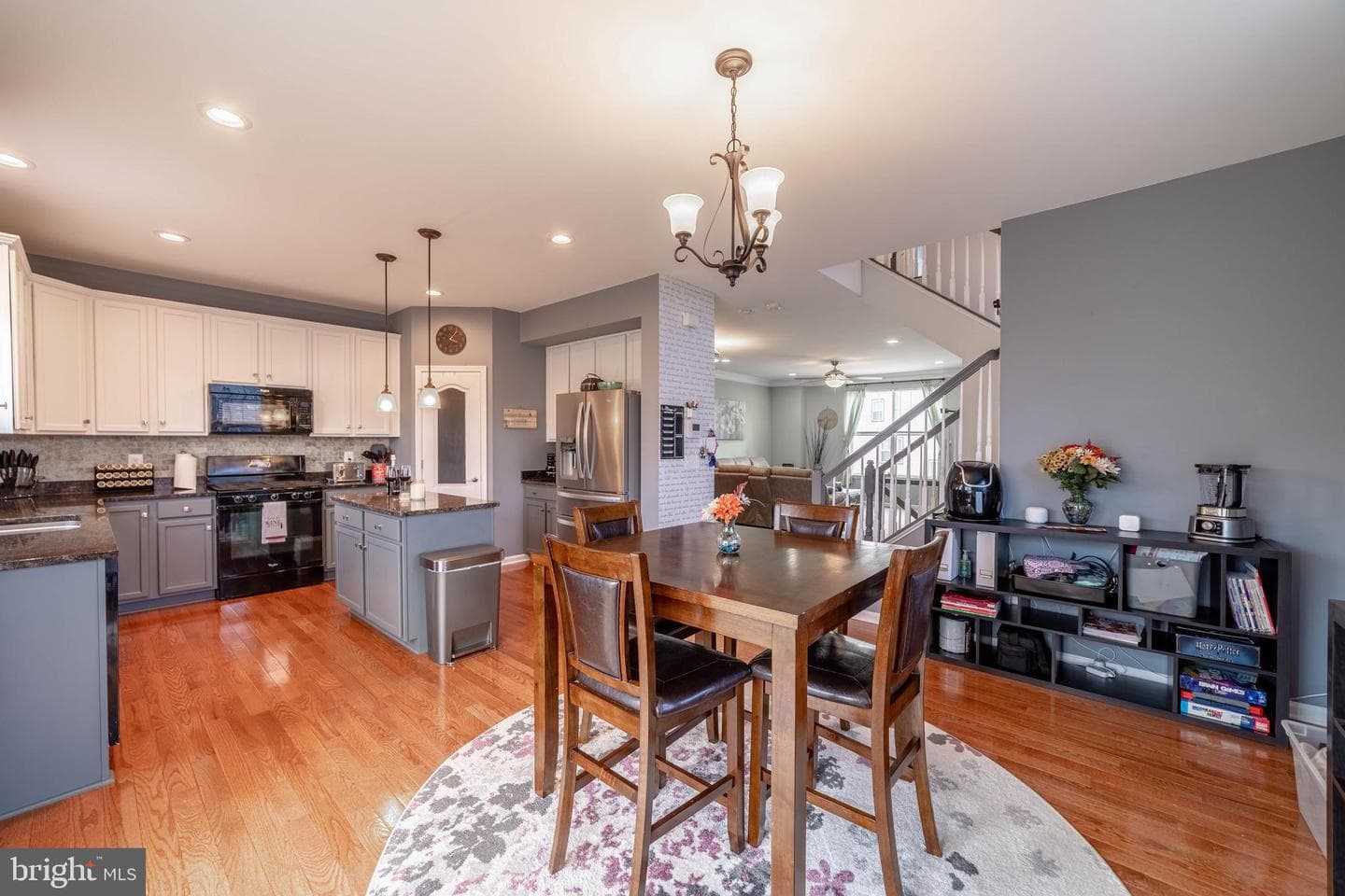 28 Lamplighter Lane photo 7