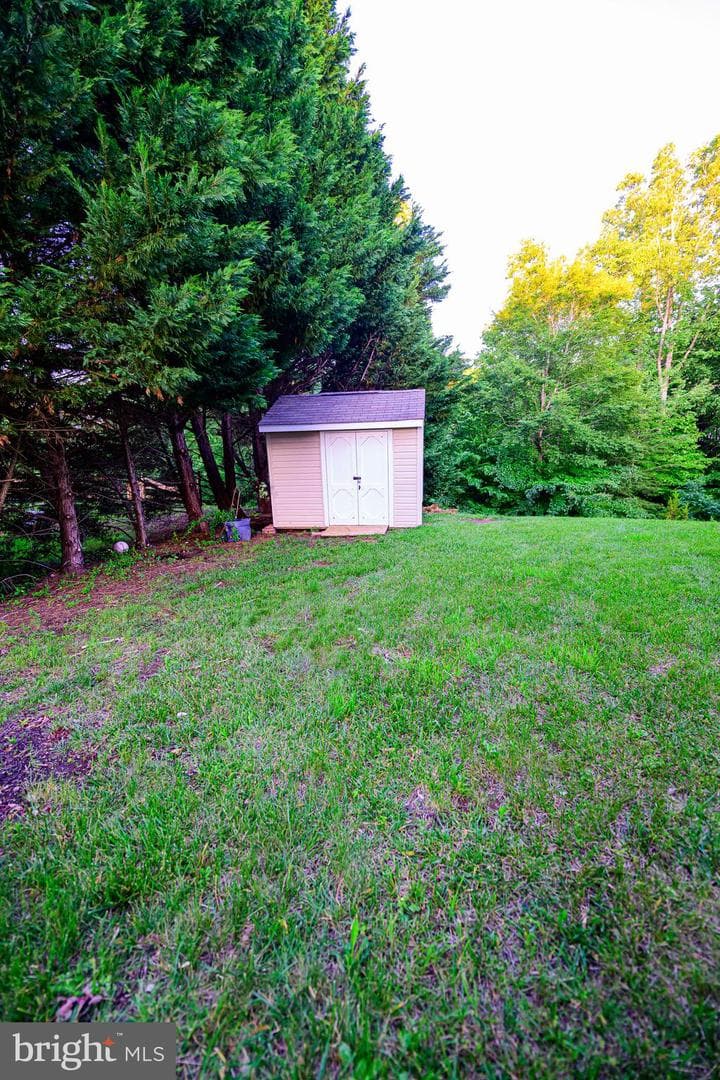 22 Thaxton Court photo 89