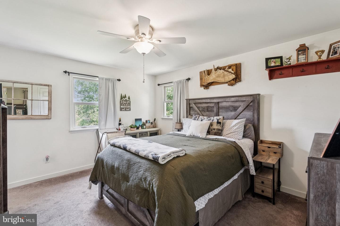 1039 Mountain View Road photo 14