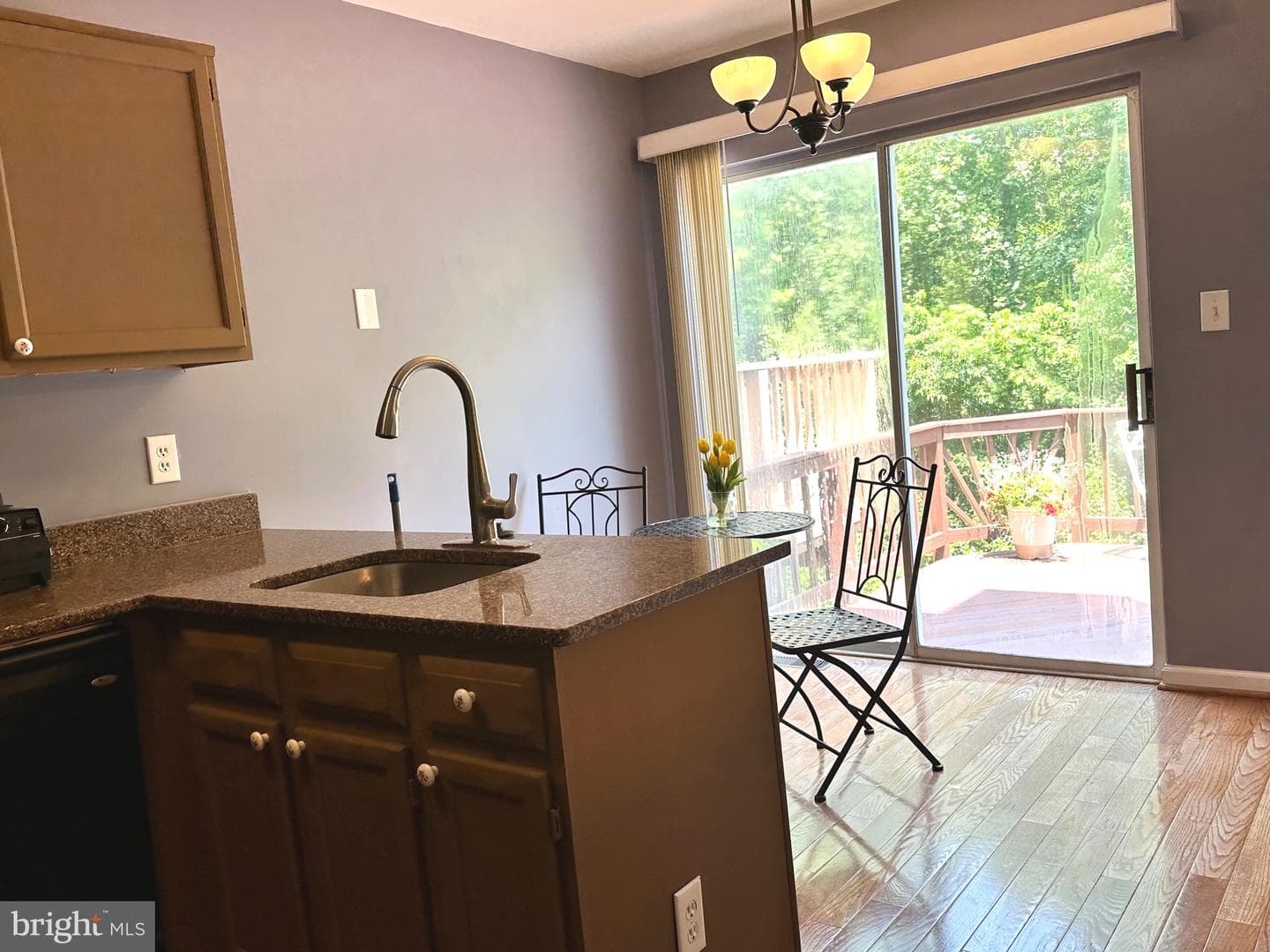 404 Pinnacle Drive photo 9