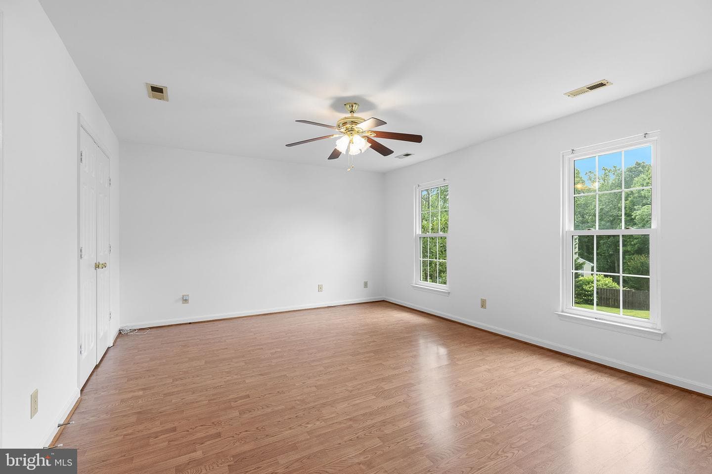 8 Westchester Court photo 15