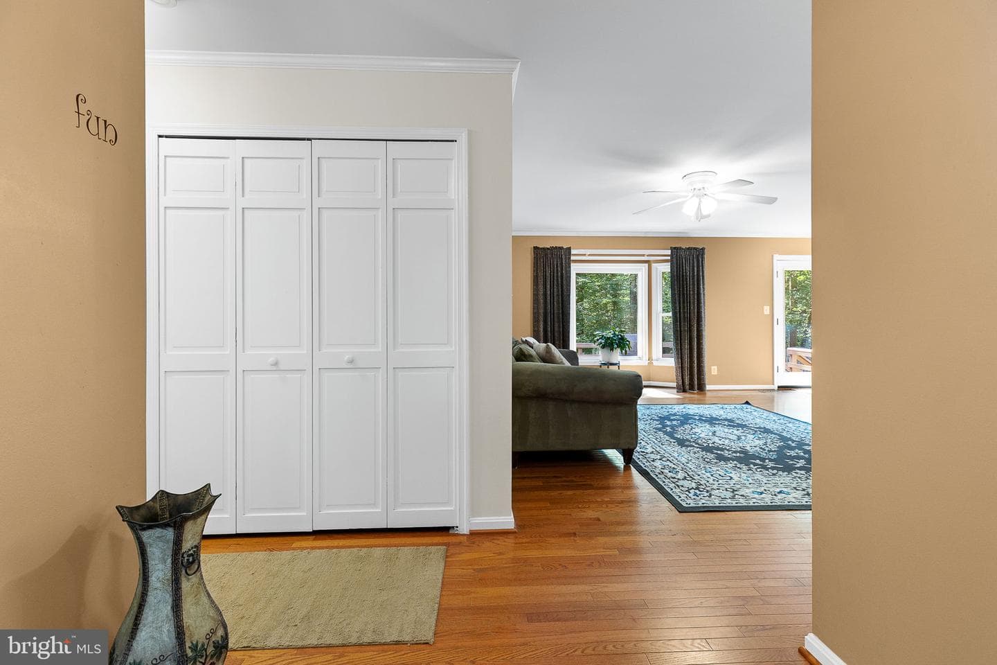 208 Greenspring Drive photo 6