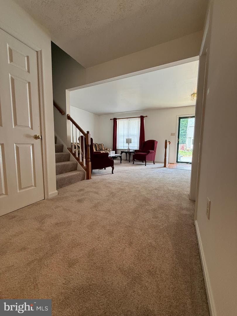 1207 Kings Crest Drive photo 10
