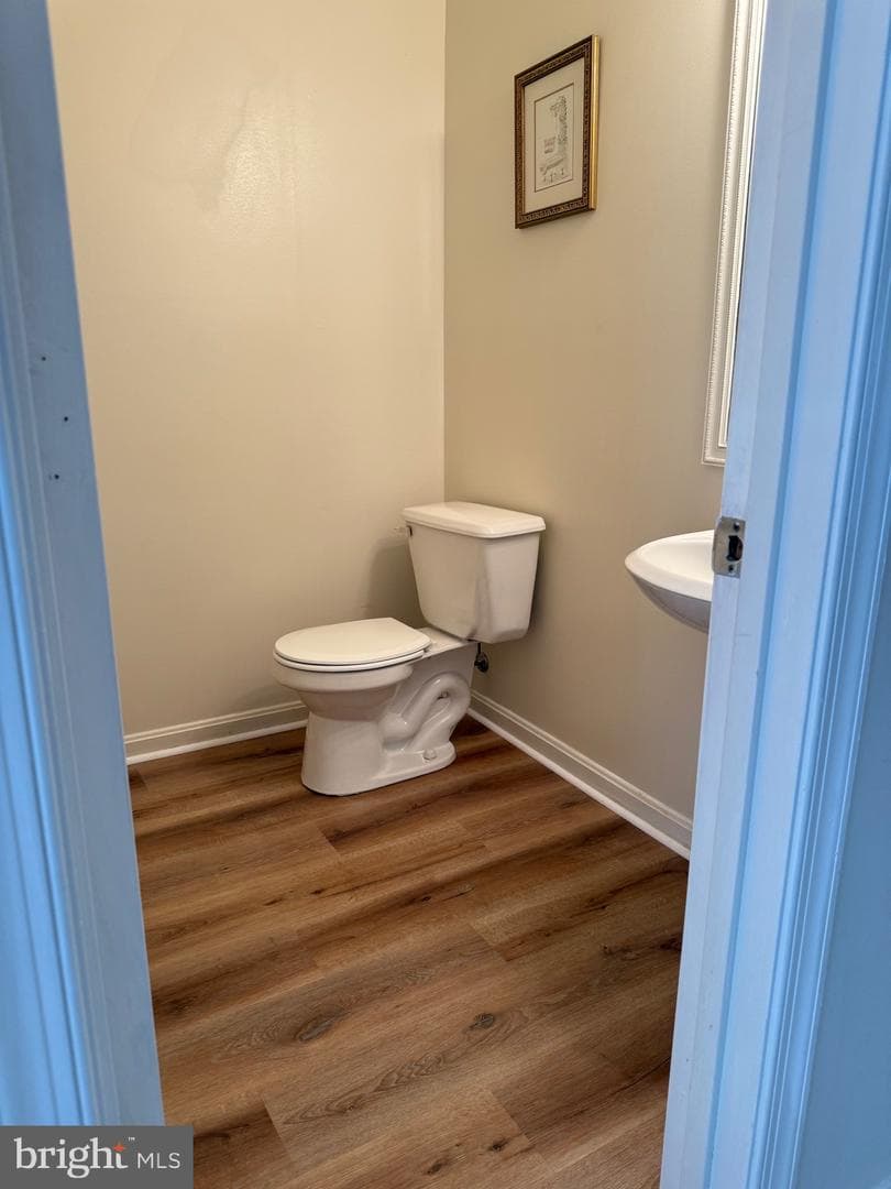 1207 Kings Crest Drive photo 12