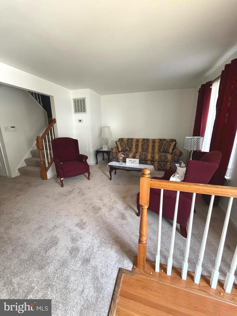 1207 Kings Crest Drive photo 6