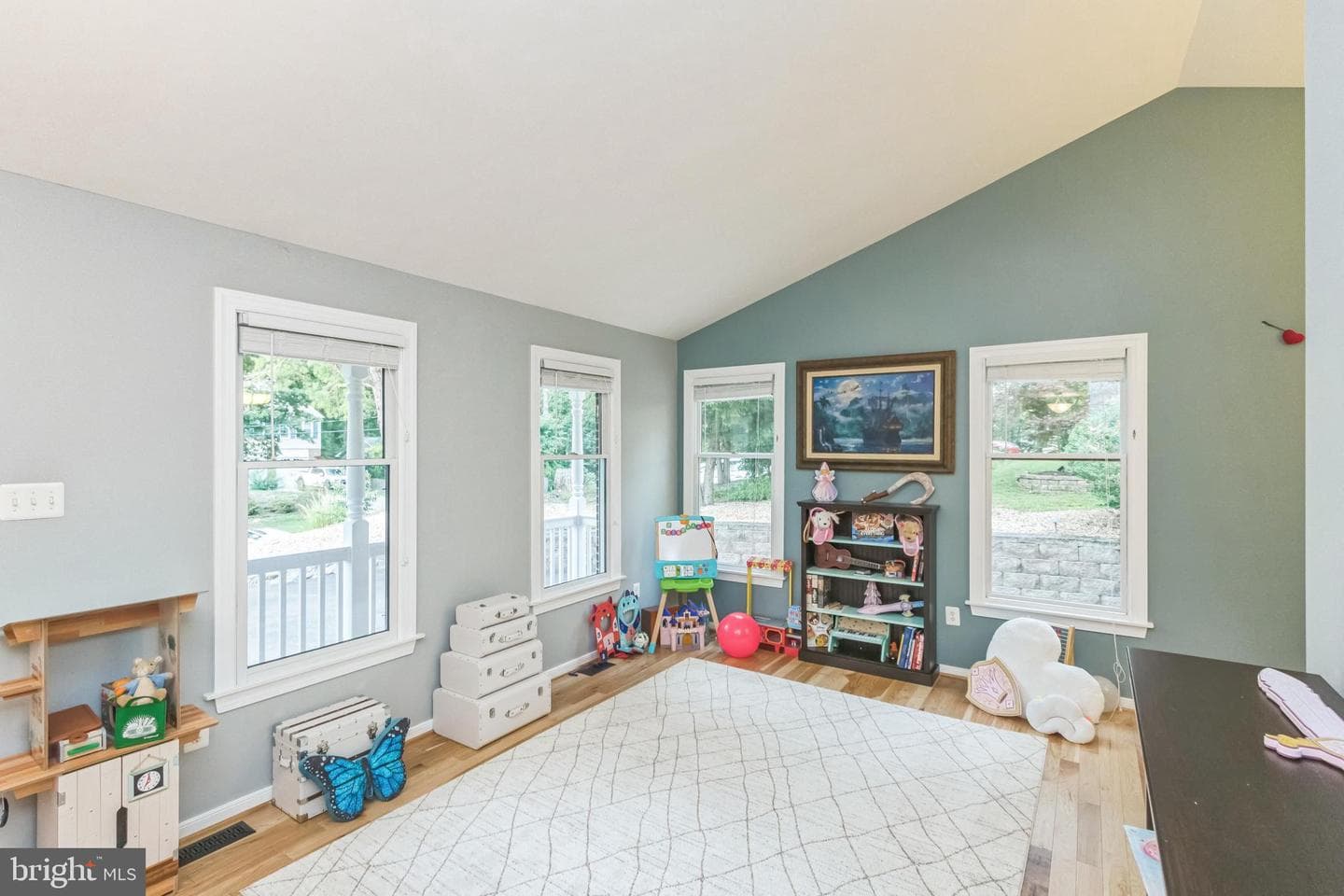 1041 Portugal Drive photo 5