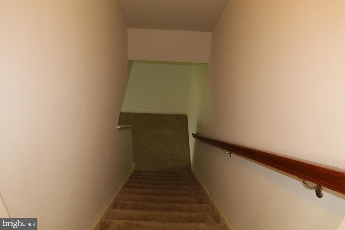 8 Tankard Road photo 34