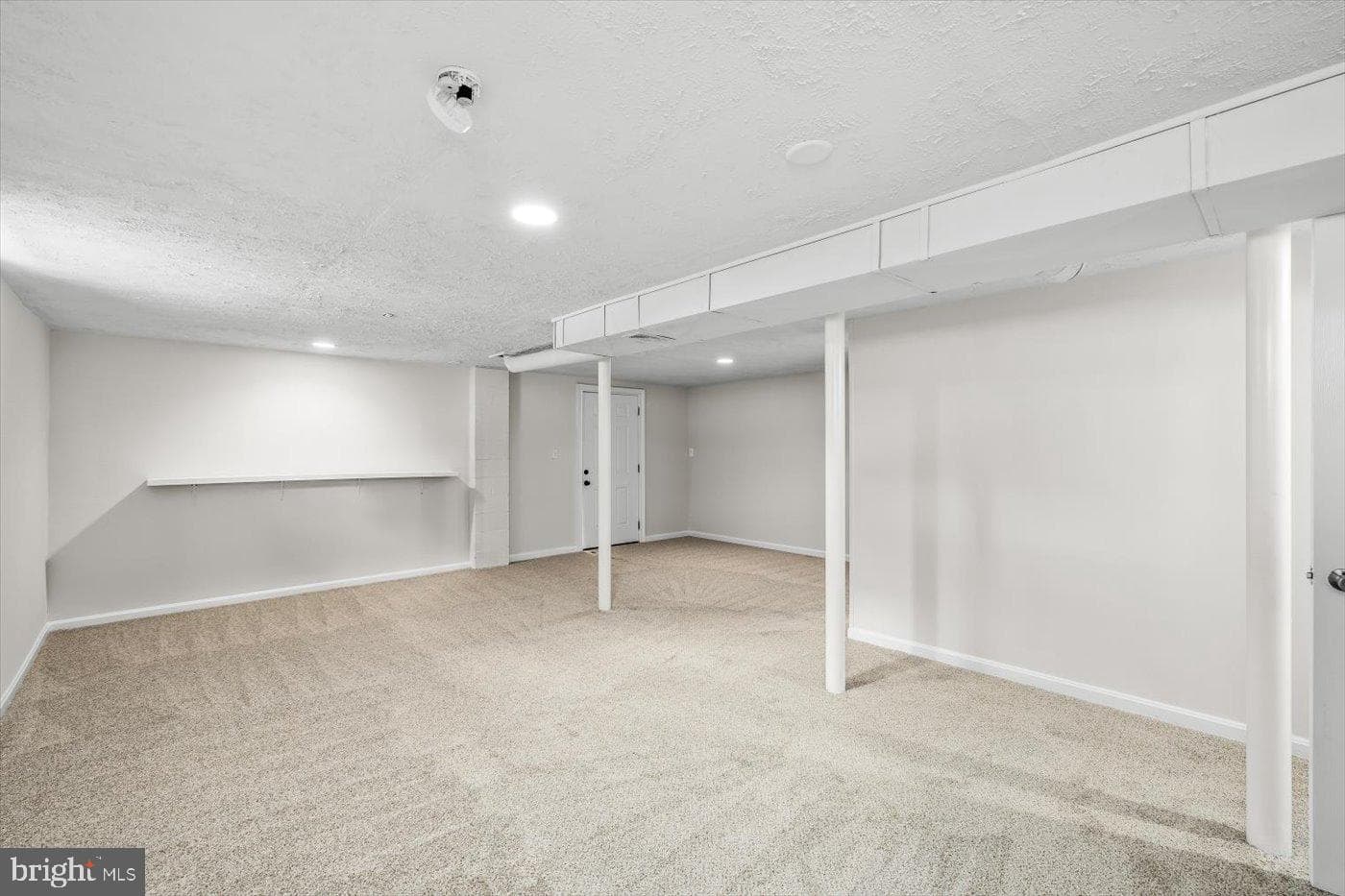 300 Phillips Street photo 25