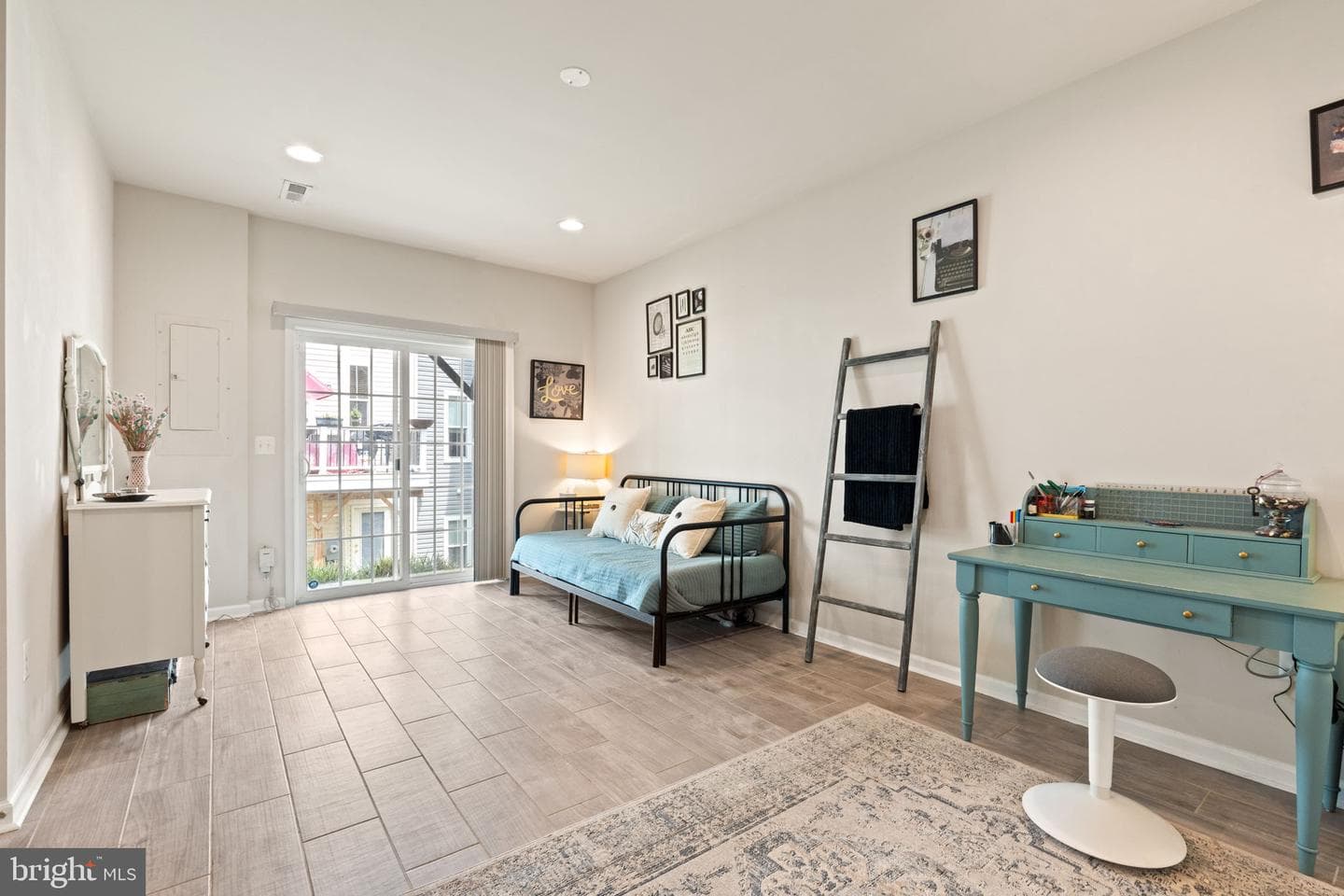 215 Woodstream Circle #2989 photo 4