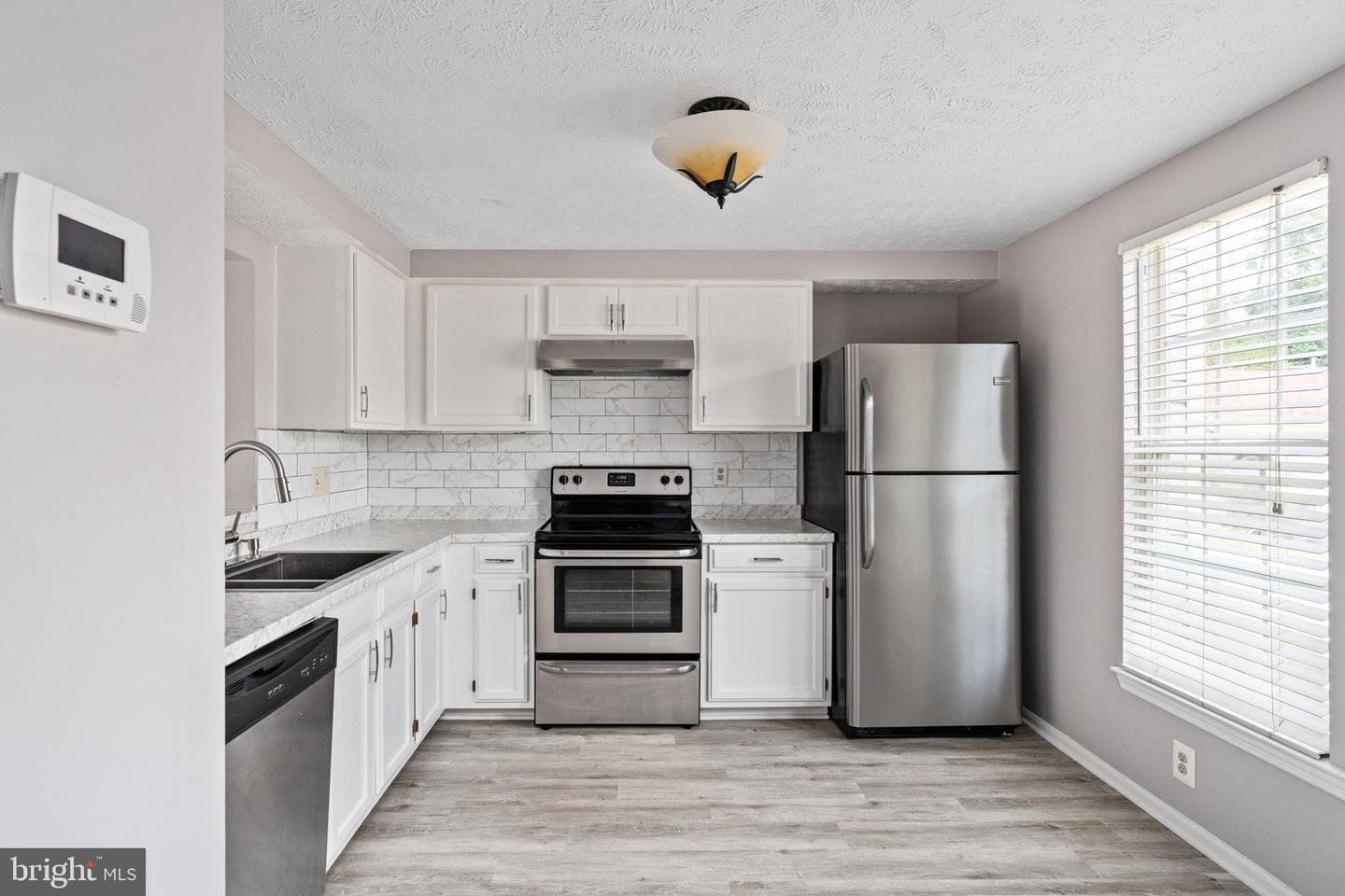 1003 Highpointe Boulevard photo 10