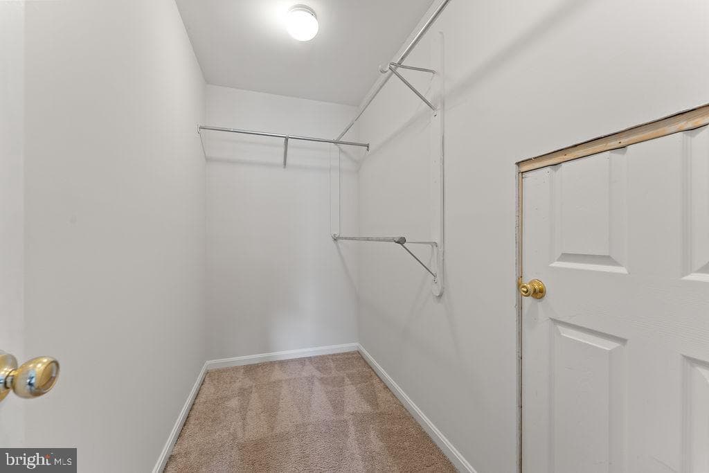 7 Salford Court photo 43