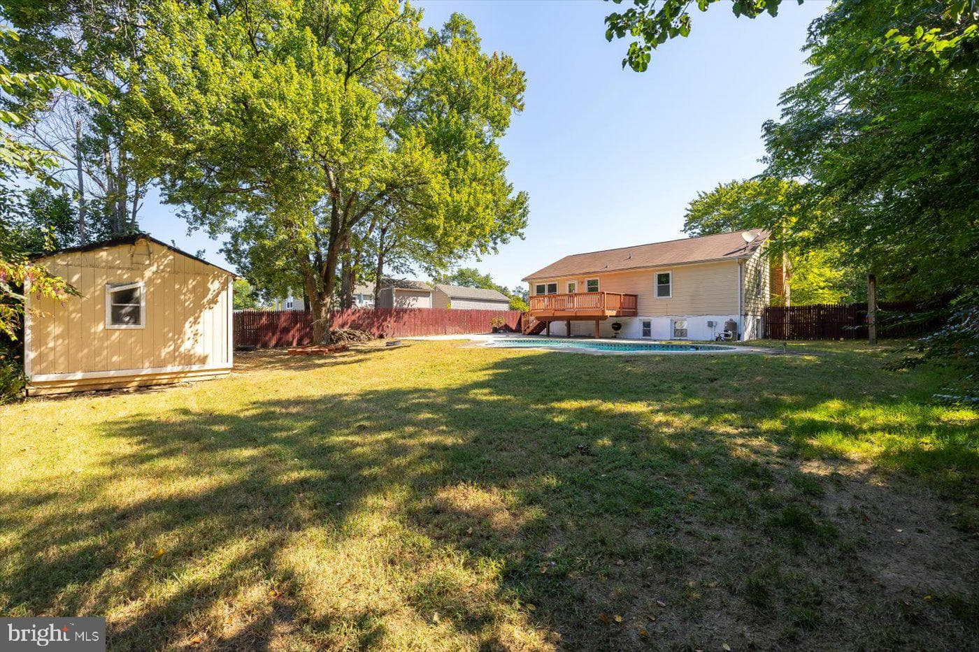 106 Raintree photo 14