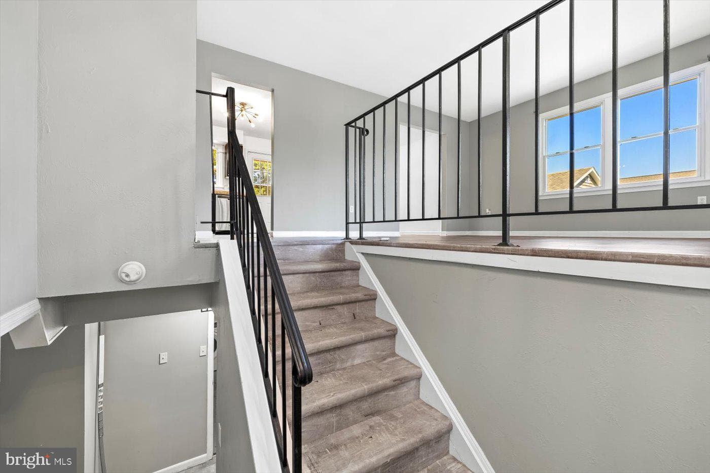 106 Raintree photo 16