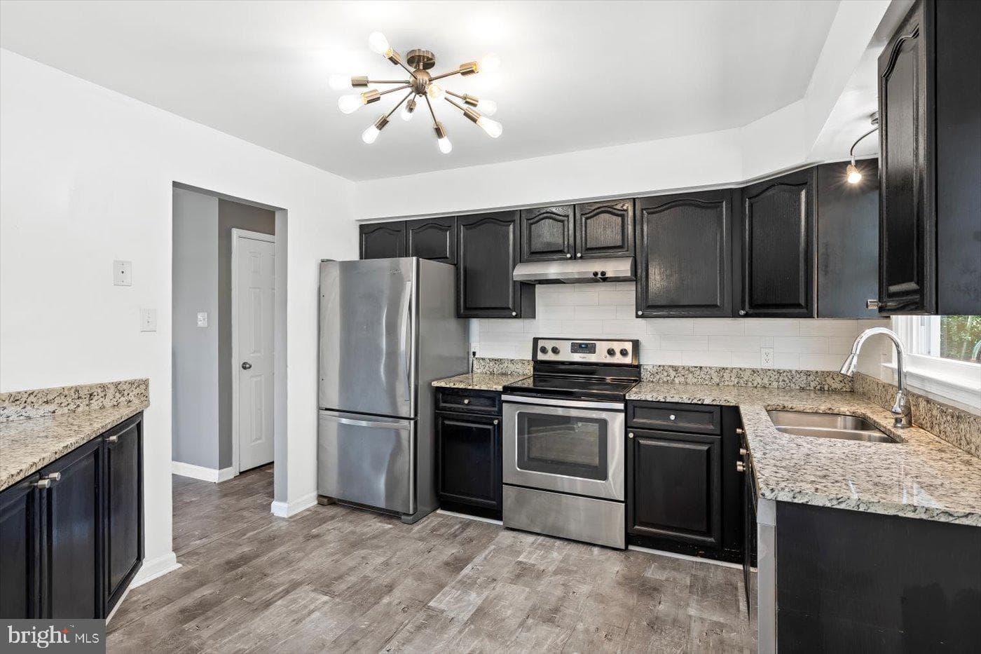 106 Raintree photo 25