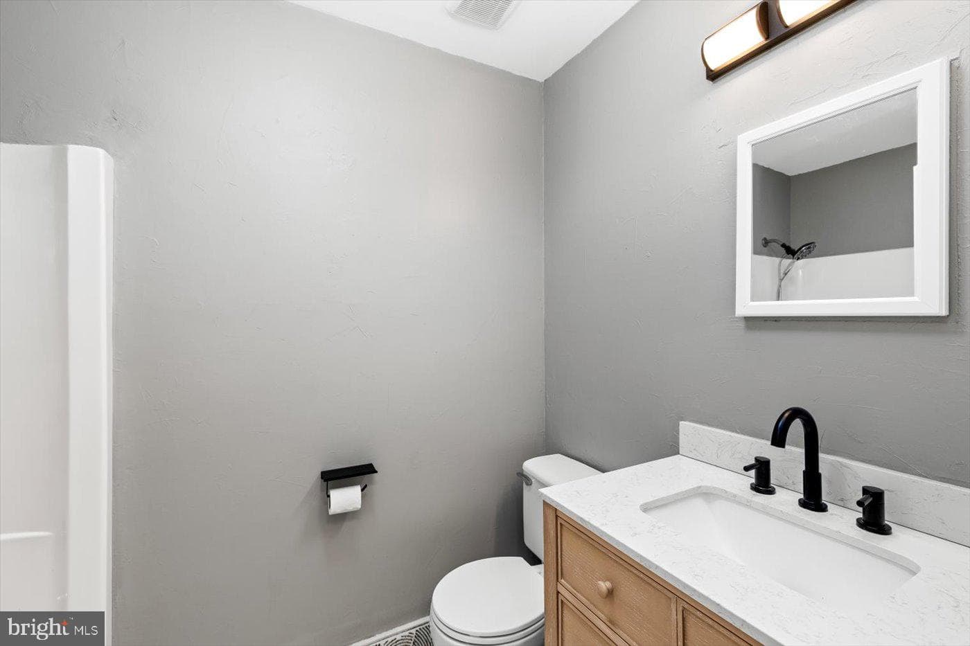 106 Raintree photo 31