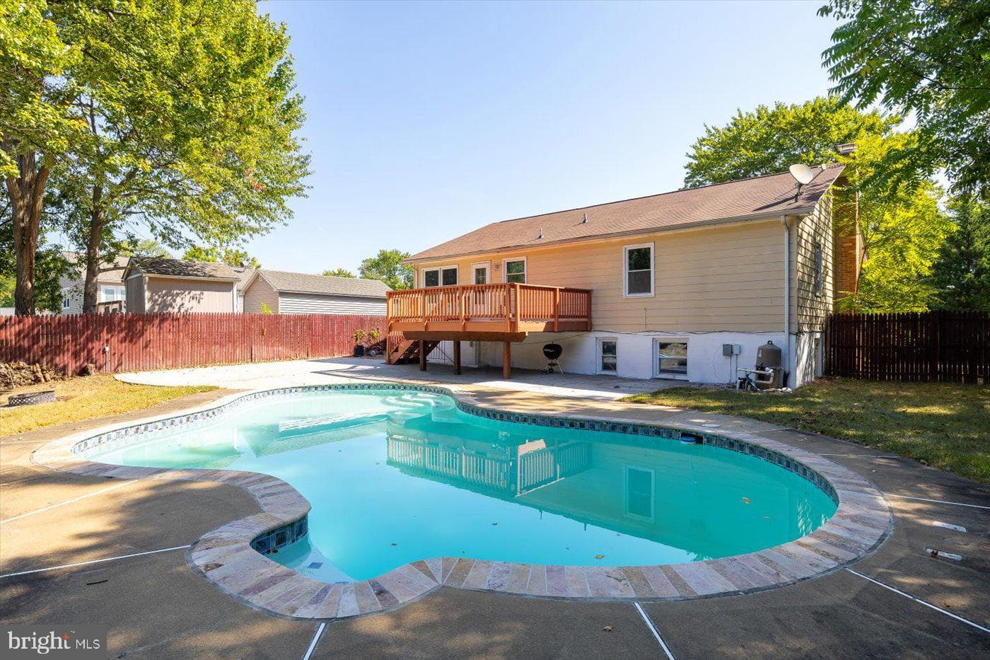 106 Raintree photo 5