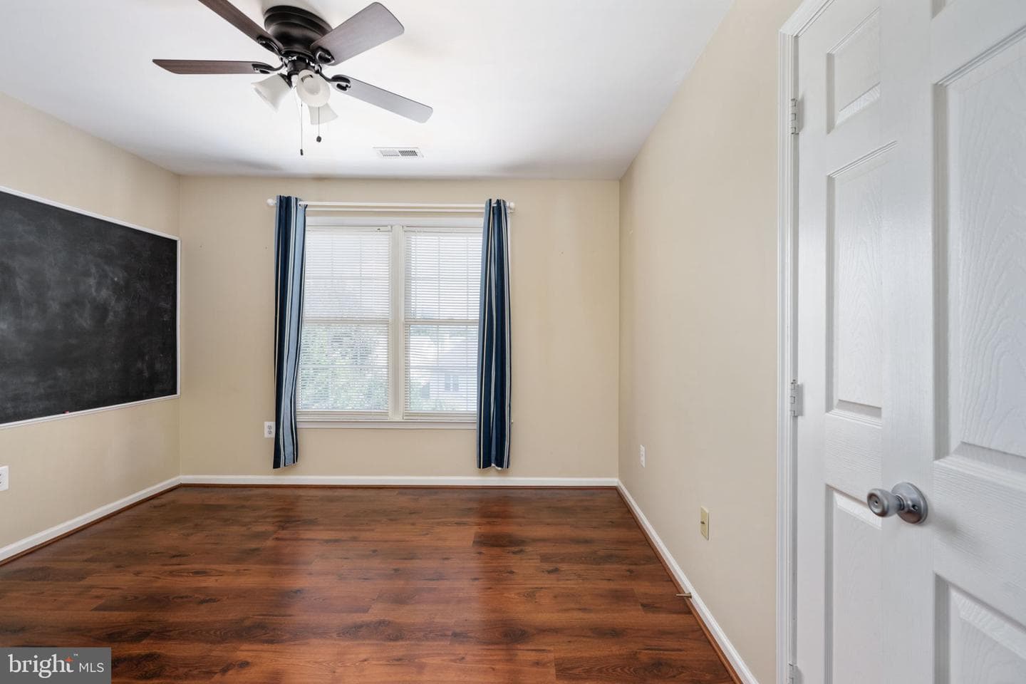 48 Brittany Lane photo 26