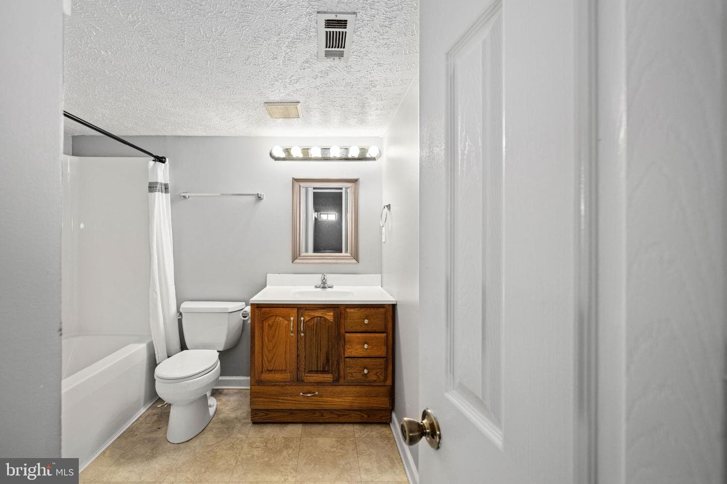 28 Raleigh Lane photo 57