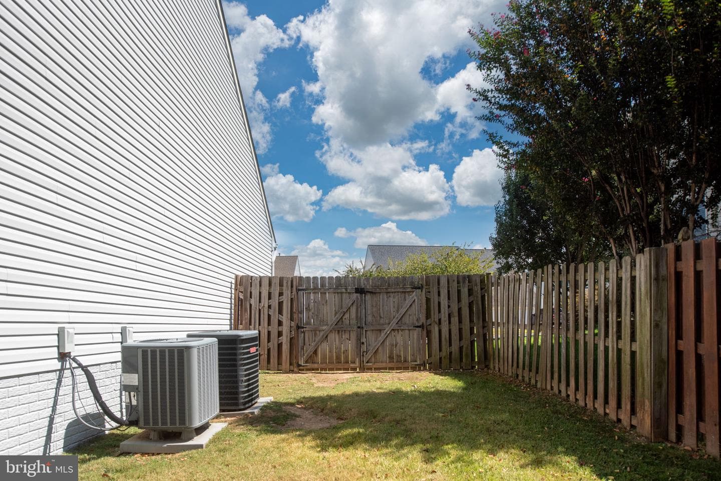 28 Raleigh Lane photo 68