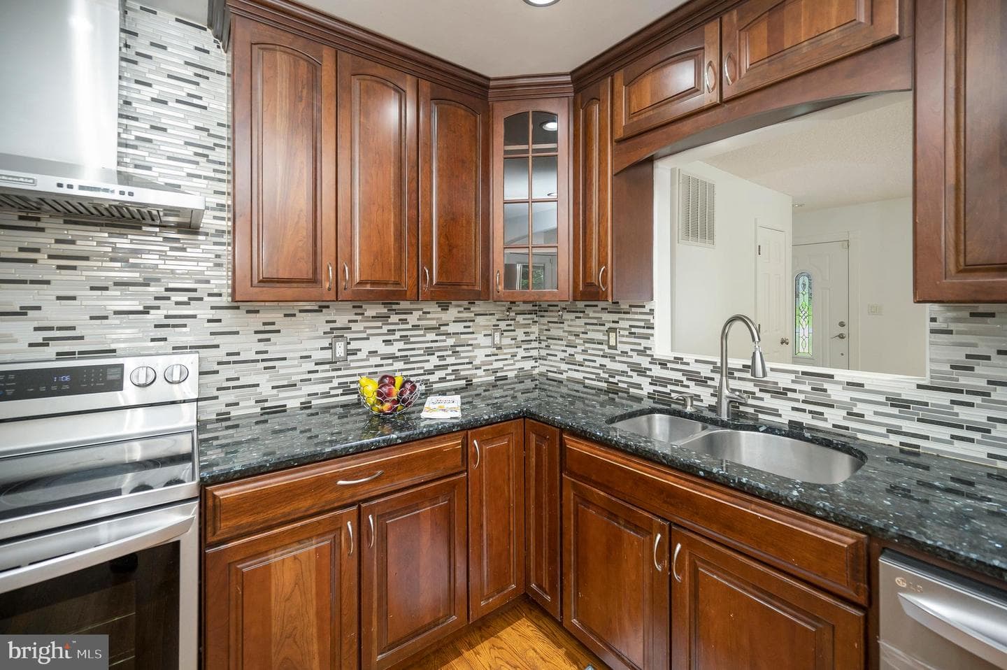 25 Turner Drive photo 13
