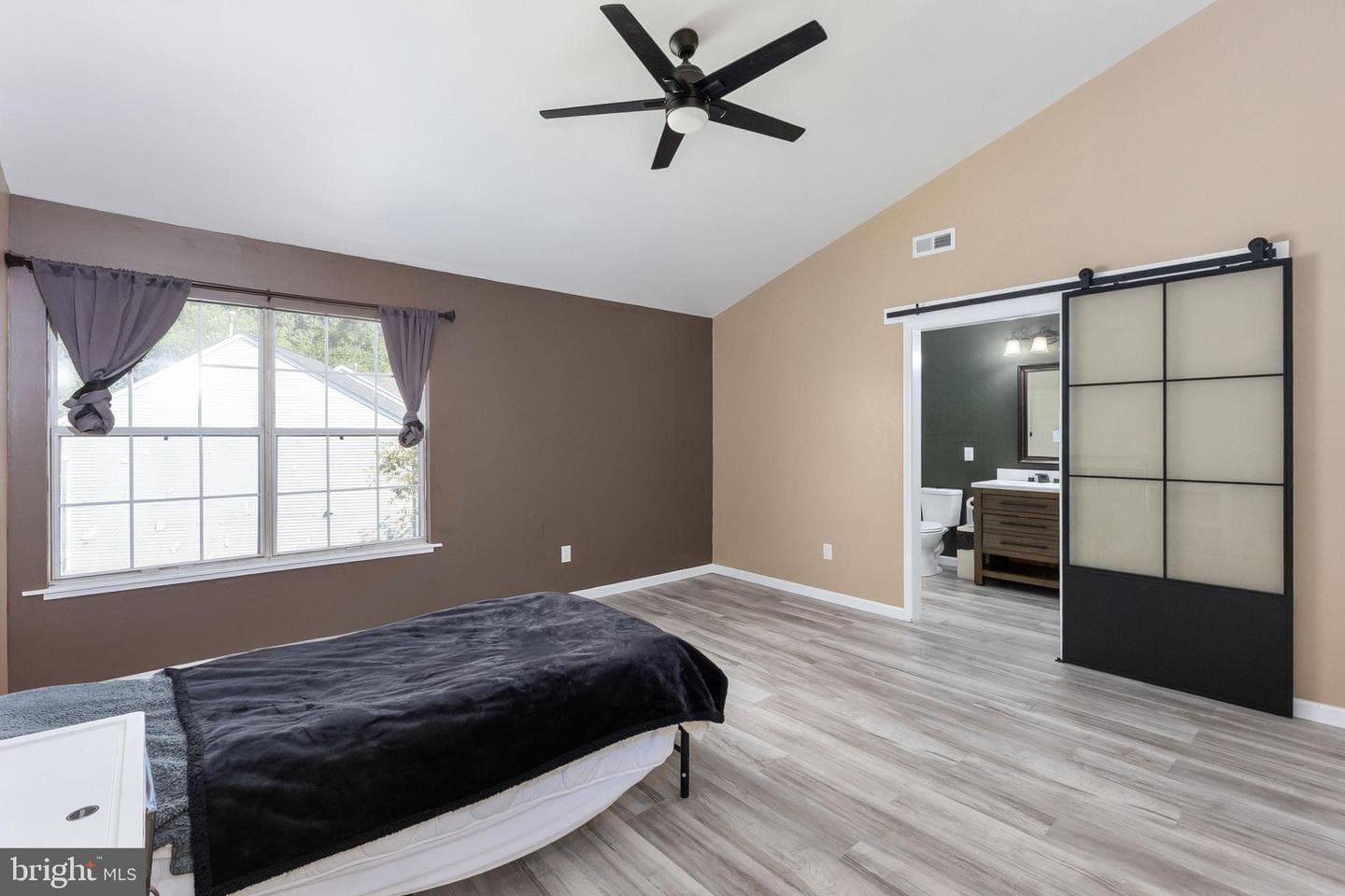 209 Backridge Court photo 23