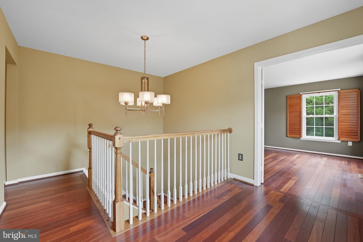 365 Eustace Road photo 13