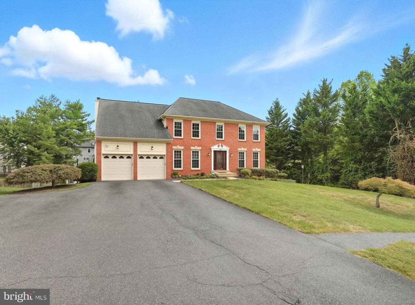 365 Eustace Road photo 2