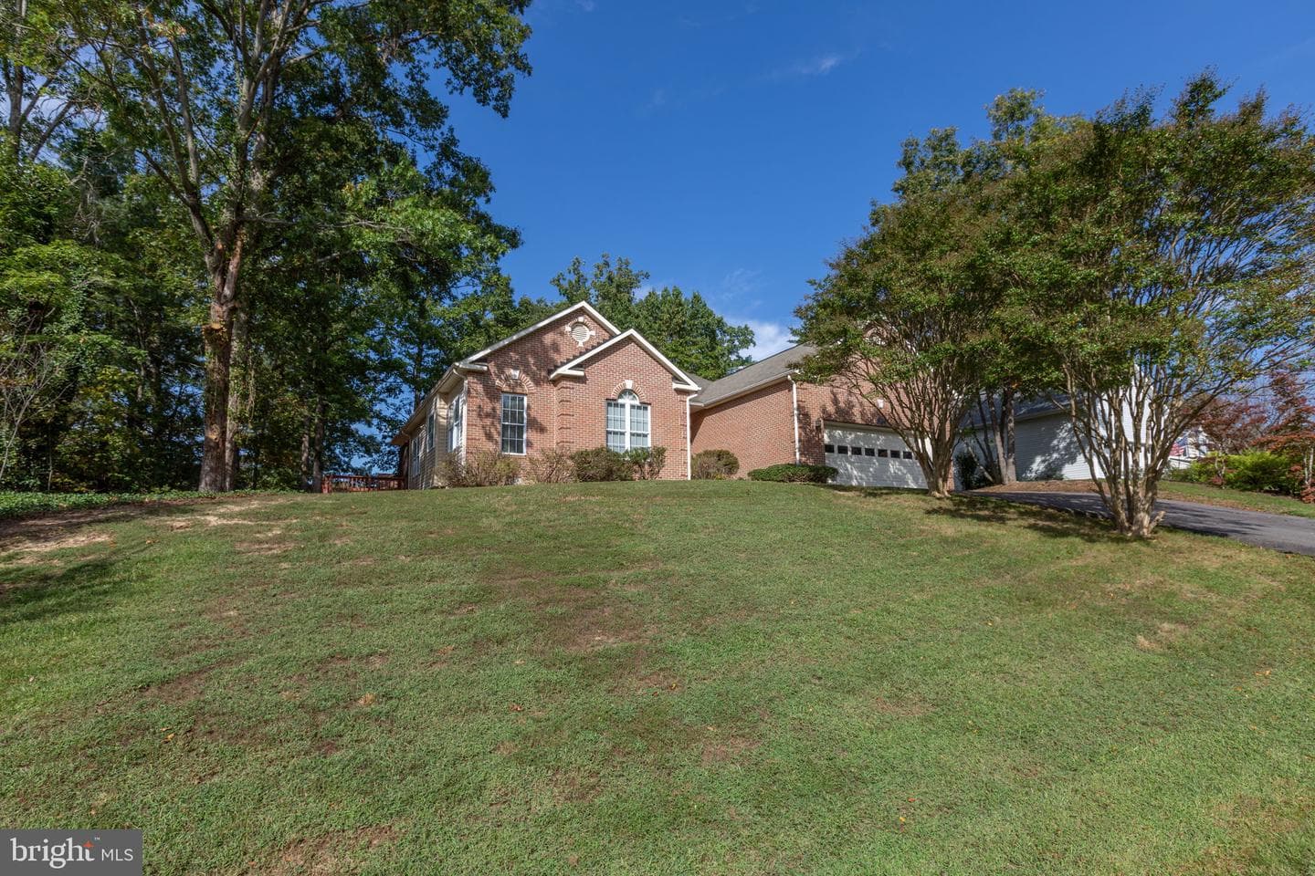 31 N Pointe Drive photo 44