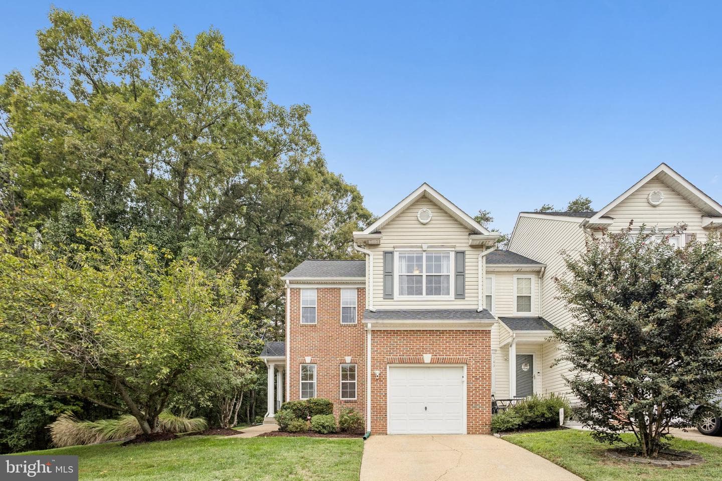 101 Waters Landing photo 33