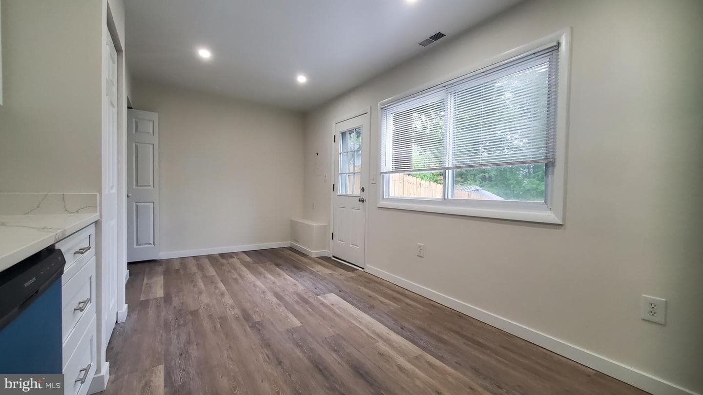 902 Anvil Road photo 5
