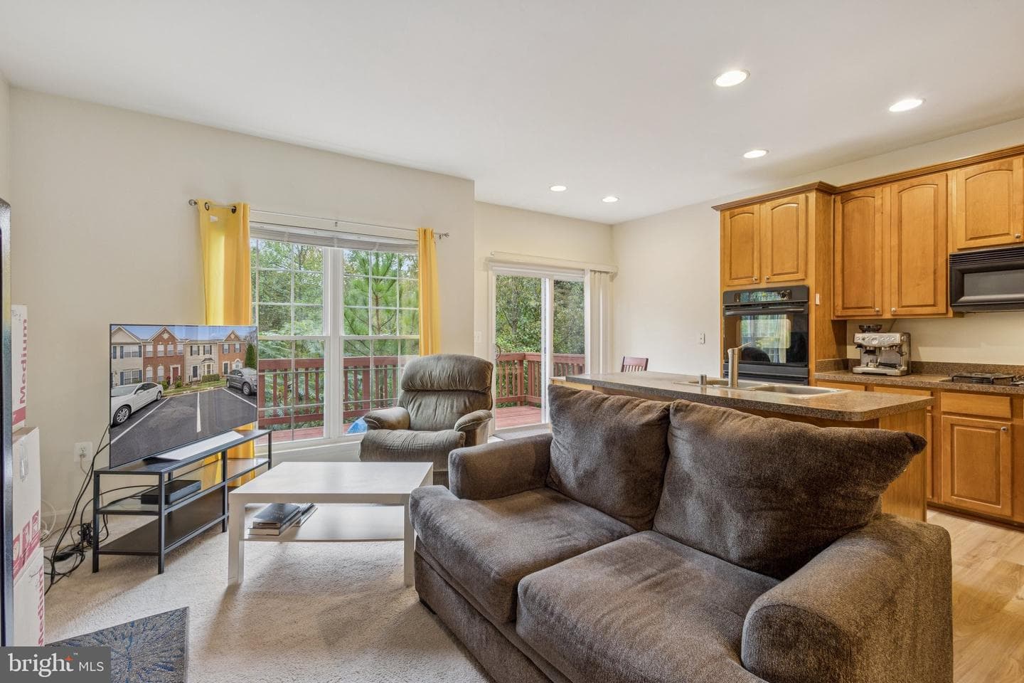 202 Hemlock Drive photo 6
