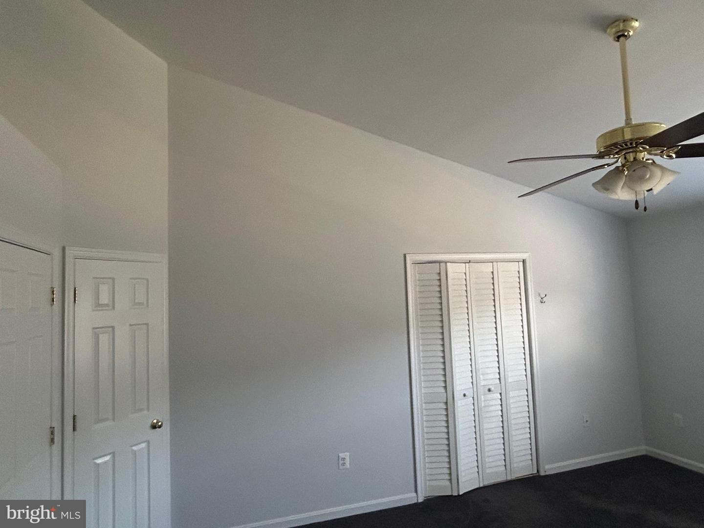 105 Chesterbrook Court photo 46