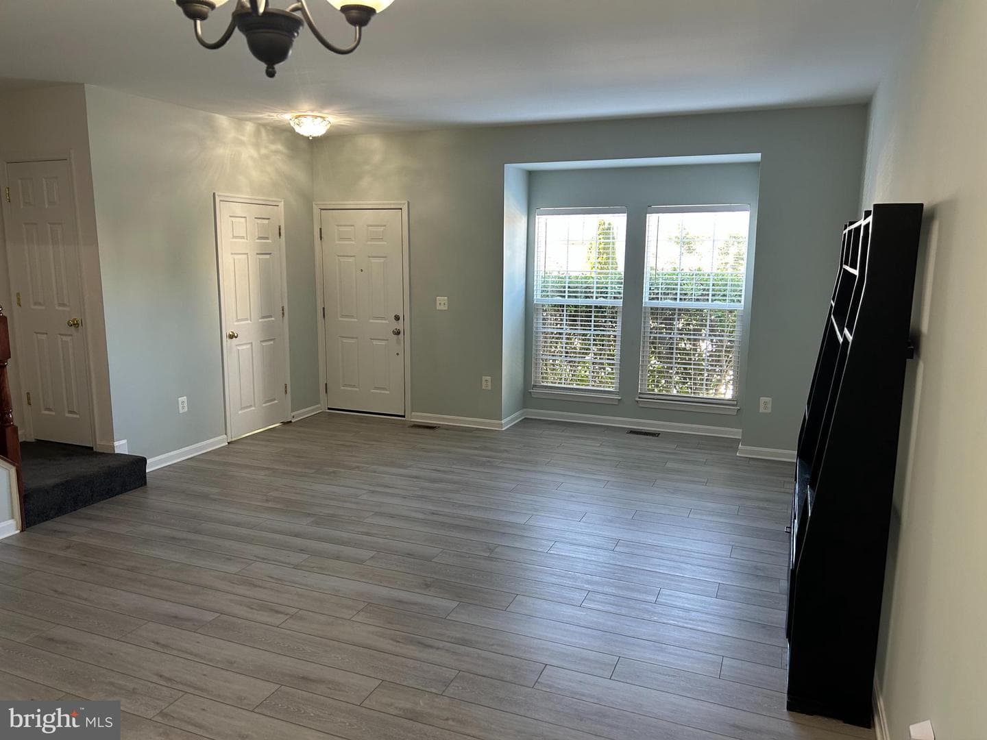 105 Chesterbrook Court photo 5