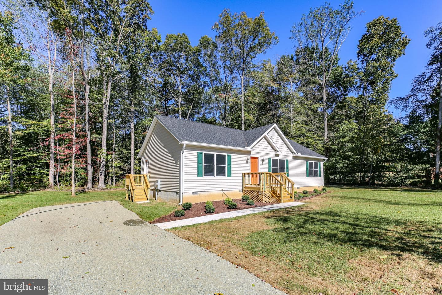 22 Breezy Hill Drive photo 2