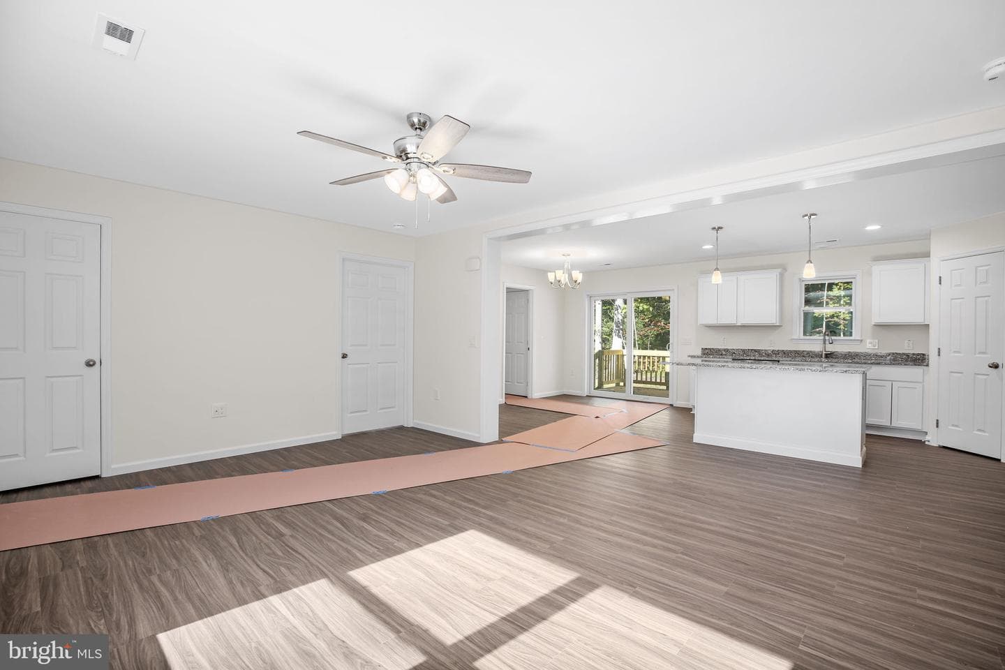 22 Breezy Hill Drive photo 7