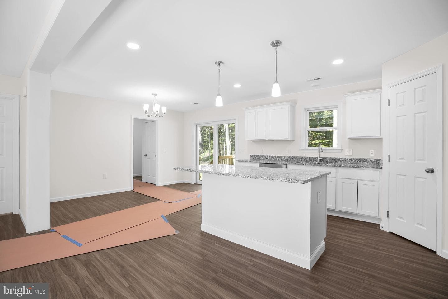 22 Breezy Hill Drive photo 8