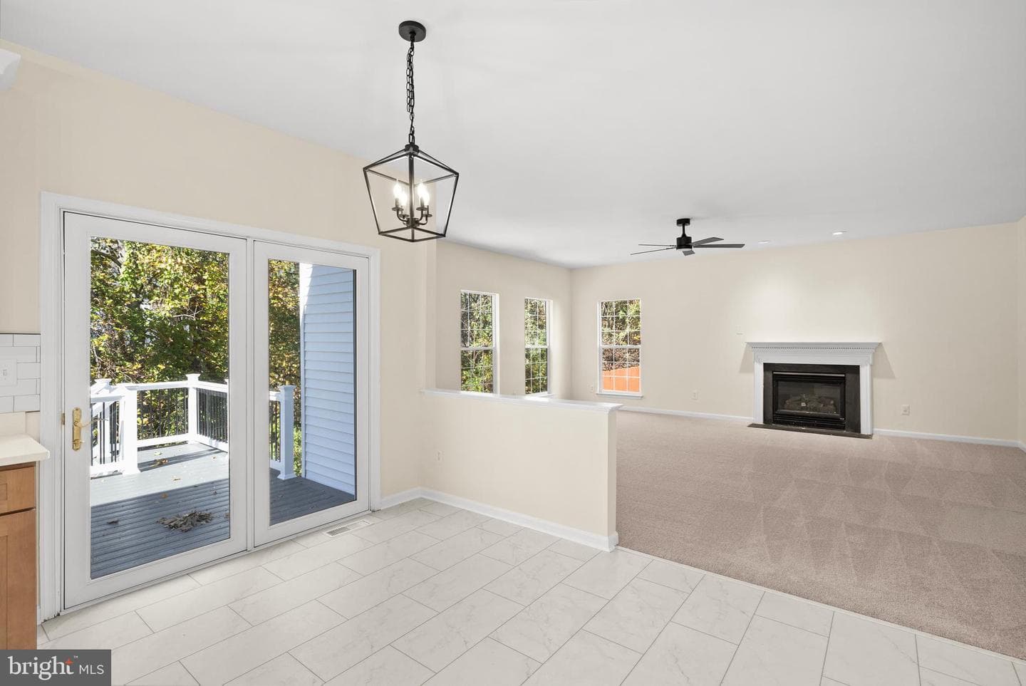 9 Tudor Court photo 21